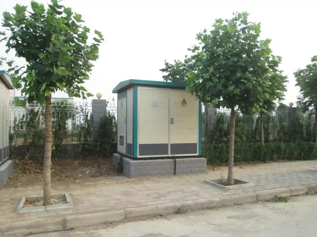 古城1000KVA欧式箱式变压器